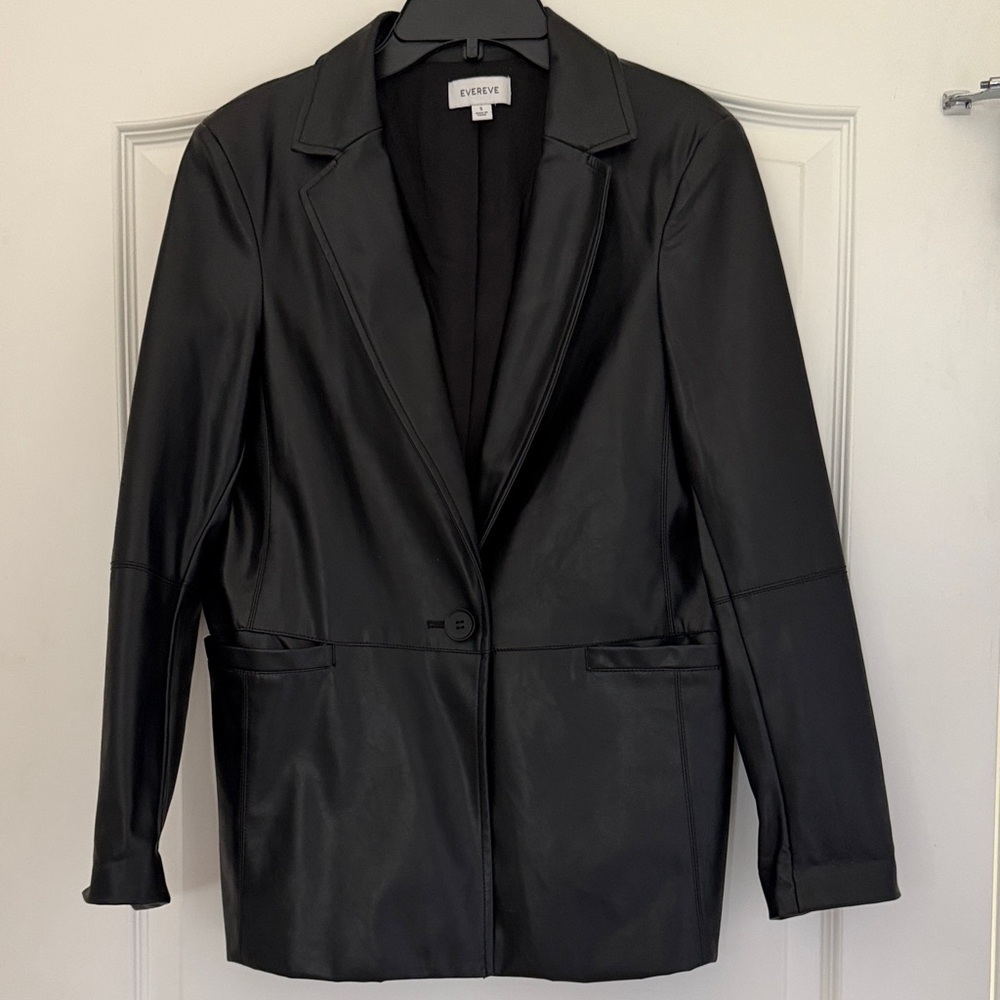 Evereve Black Faux Leather Single-Button Blazer
